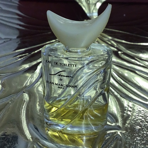 MINIATURE COLOGNE/PERFUME BOTTLES - Picture 6 of 9